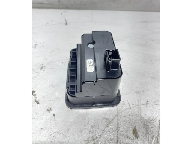 Блок управления климат-контролем 39874280, 06W14T   Volvo XC90