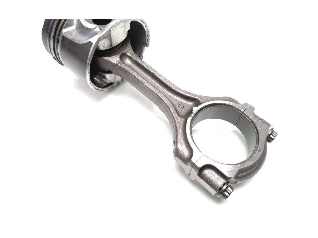 Поршень с шатуном 4N14 Mitsubishi Outlander