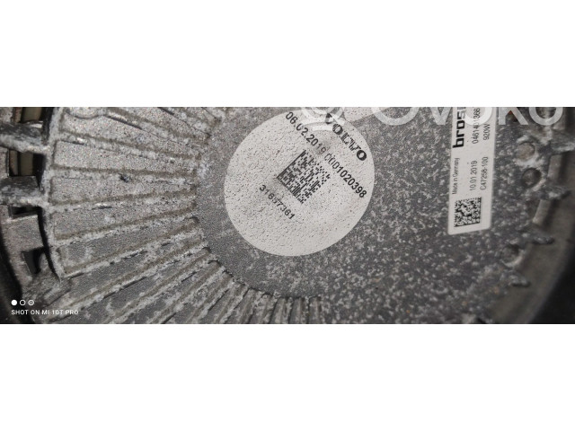 Вентилятор радиатора     31657361, 31657361    Volvo S90, V90 