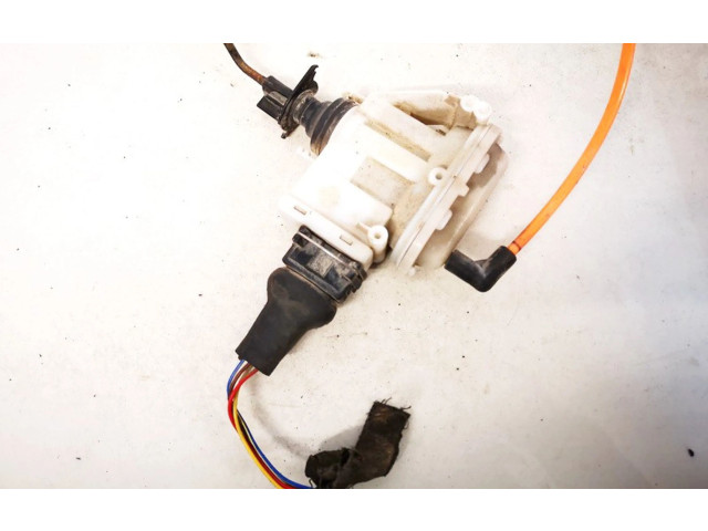 Турбина Вакуумный насос центрально замка Volkswagen PASSAT B3  357862153f         