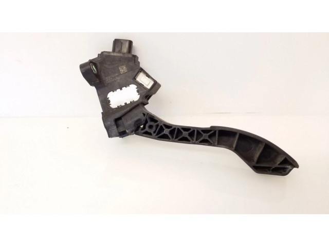 Педаль акселератора