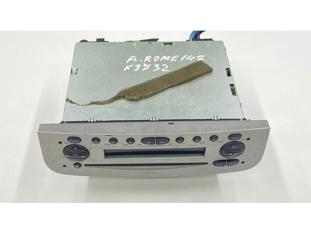 Радио/ проигрыватель CD/DVD / навигация