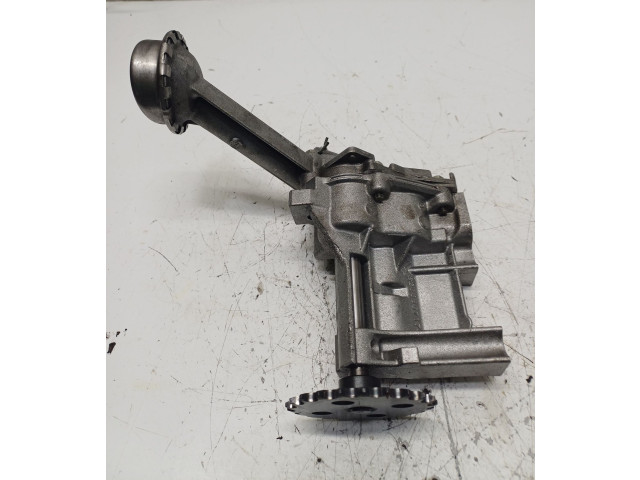 Масляный насос 8200307174   Dacia Lodgy      