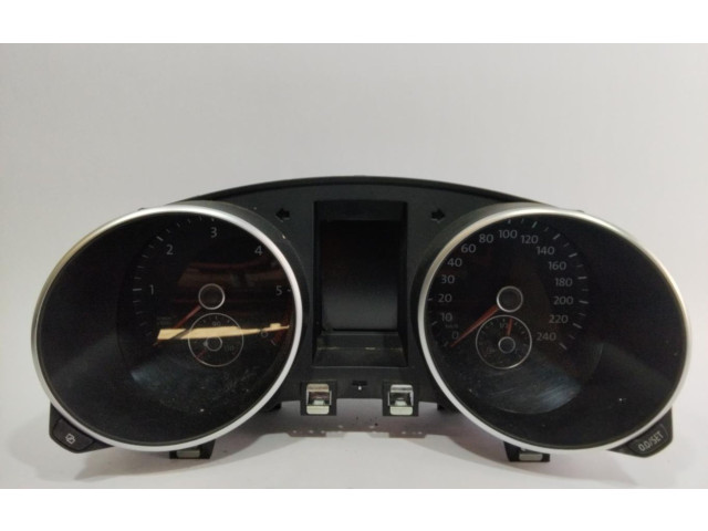 Панель приборов 5K0920862A Volkswagen Golf VI