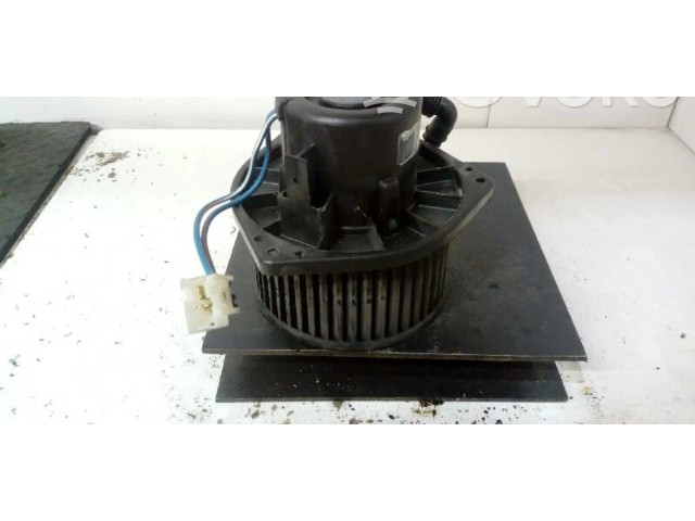 Вентилятор печки       Nissan Vanette