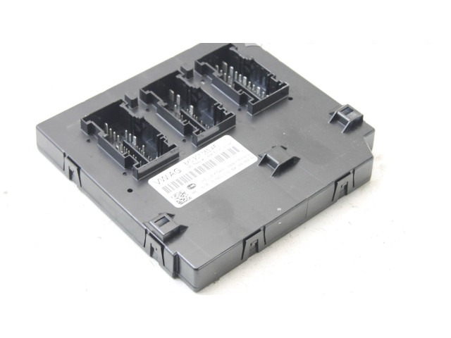 Блок комфорта 8X0907063AF Audi A1