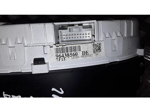 Панель приборов 96438560 Chevrolet Nubira