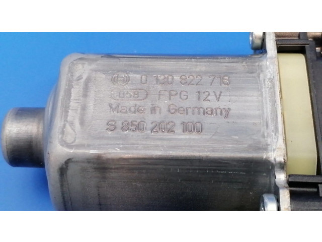 Передний двигатель механизма для подъема окон