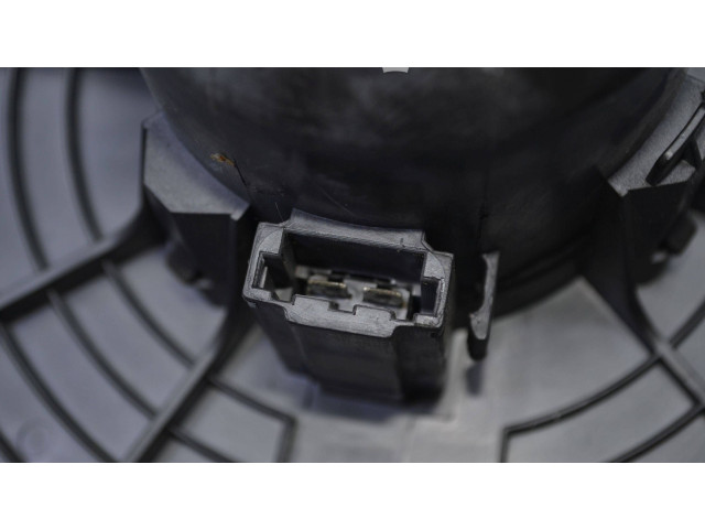 Вентилятор печки Opel Meriva A