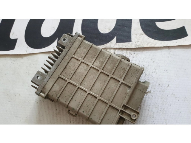 Блок управления двигателя 893907383B, 0285007061 Audi 80 90 B3