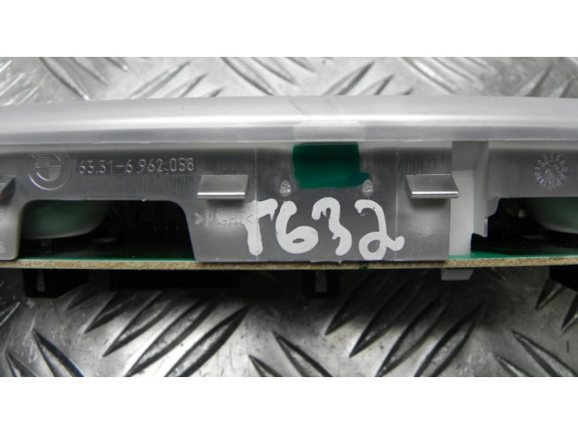 Другой фонарь салона