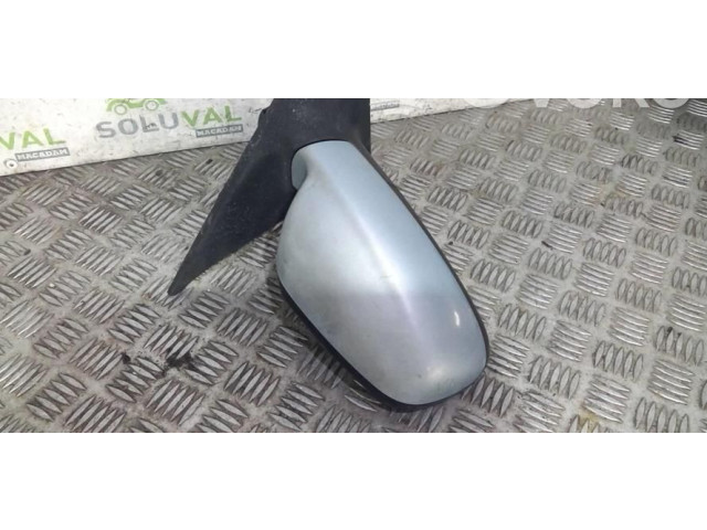 Зеркало (управляемое электричеством)