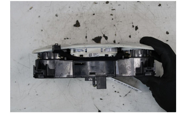 Блок управления климат-контролем    Fiat 500