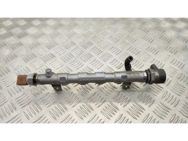 Топливная рампа 03L130089P, 03L906054 Skoda Yeti (5L) 2.0 для двигателя CFH