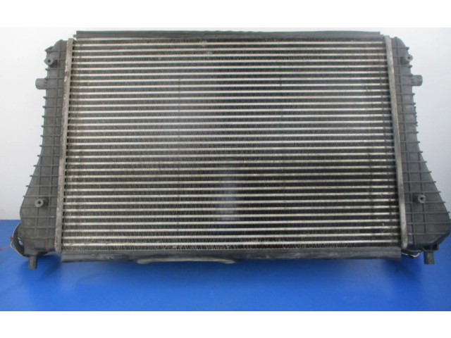 Интеркулер 1K0145803, 1K0145803 Volkswagen Touran I