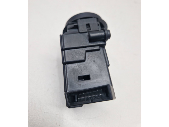 Řídící jednotka 7799856, 0281012707 BMW 5 E60 E61 2006