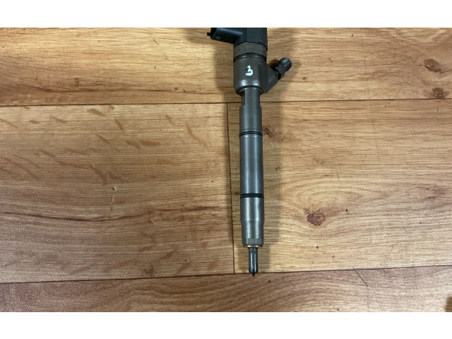 Vstřikovač 338002A900 Hyundai i30