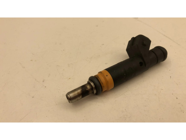 Vstřikovač 7506924   BMW 7 E65 E66  pro benzínový motor 4.4 N62 B44 A 