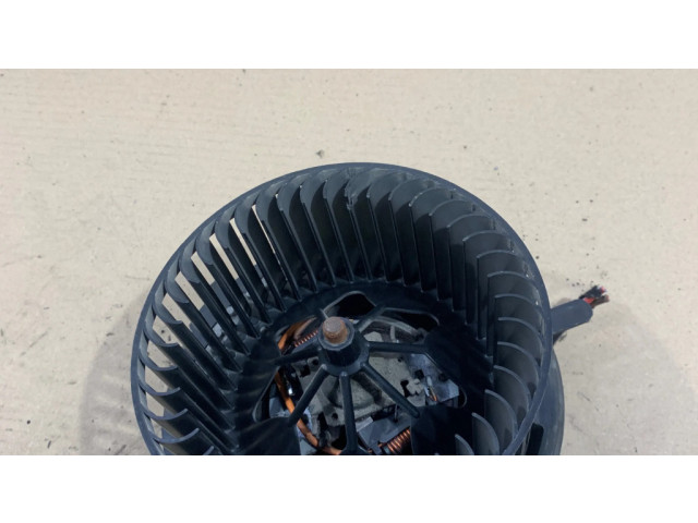 Вентилятор печки 3C1820015AA, 3C0907521D Skoda Superb B5 (3U)