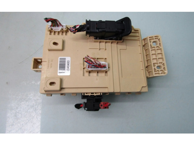 Блок предохранителей 91957J7790 KIA Ceed