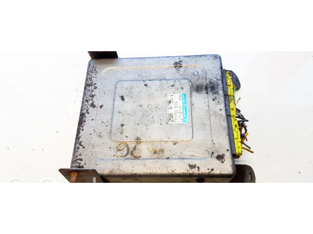 Блок управления двигателя z50918881b, e2t81671m1 Mazda 323