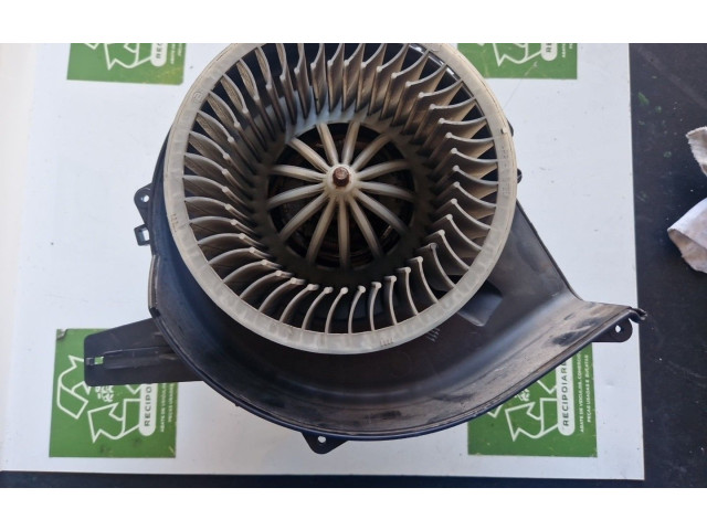 Вентилятор печки 6Q1820015G Skoda Fabia Mk1 (6Y)