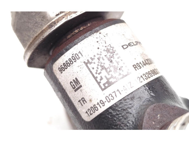 Топливная рампа 96868901, R9144Z300A   Chevrolet Orlando   для двигателя LNP