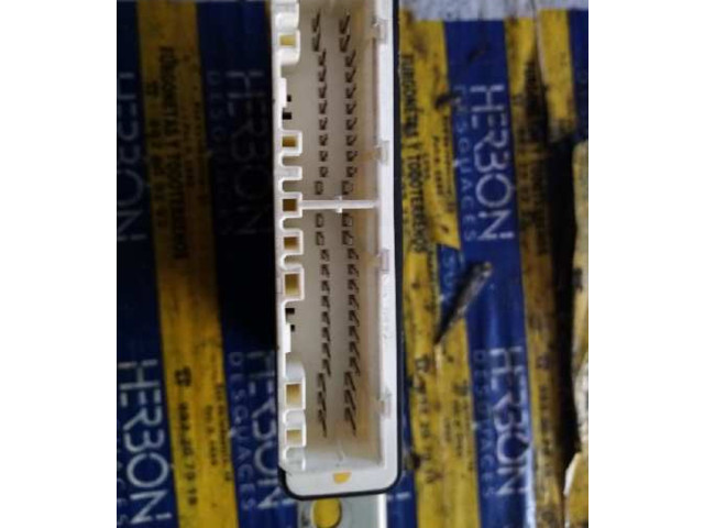 Блок управления MR580114   Mitsubishi Montero