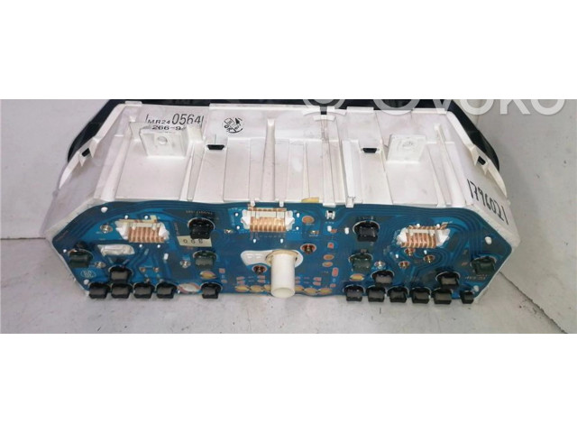 Панель приборов MR240564, 0090059 Mitsubishi Space Wagon