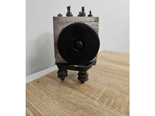 Блок АБС 3C0614095p, 16027001A Volkswagen PASSAT B6 2005 - 2010 года