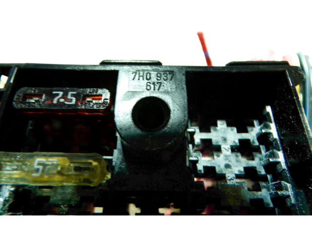 Pojistková skříňka 7H0937617 Volkswagen Transporter - Caravelle T5 2012