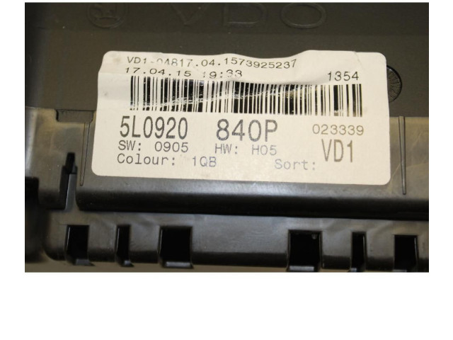 Geschwindigkeitsmesser Cockpit 5L0920840P Skoda Yeti (5L)