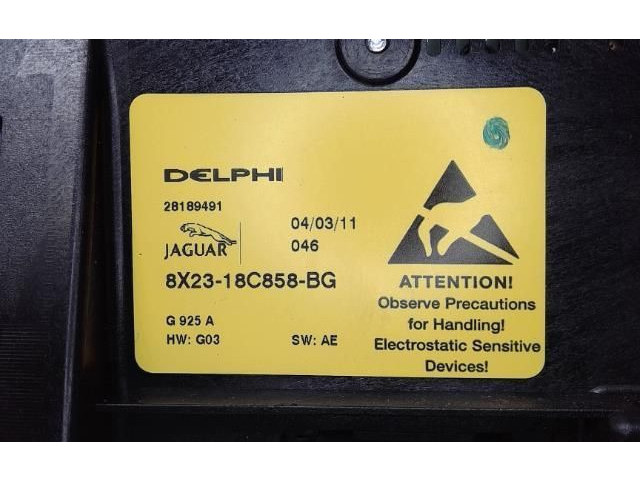 Блок управления климат-контролем 8X2318C858BG Jaguar XF X250