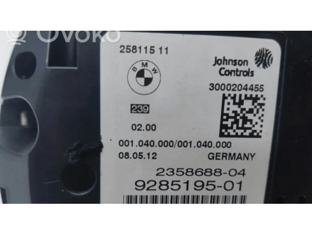 Přístrojová deska BMW 5 F10 F11 2012 9285195