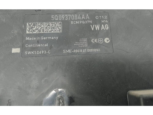 Блок комфорта 5Q0937084AA   Audi A3 S3 A3 Sportback 8P   