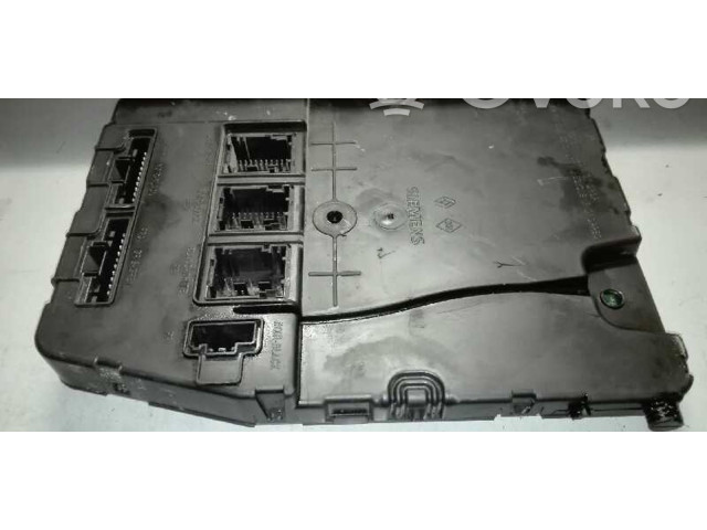 Блок предохранителей 8200606826, S118400150H Renault Scenic II - Grand scenic II