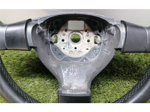 Volant Volkswagen Passat Alltrack 2006