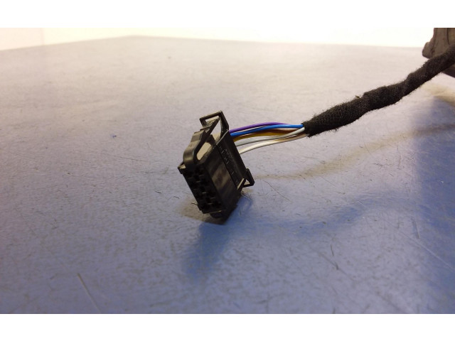 Зеркало электрическое Skoda Fabia Mk3 (NJ) 2015 - 2021 года