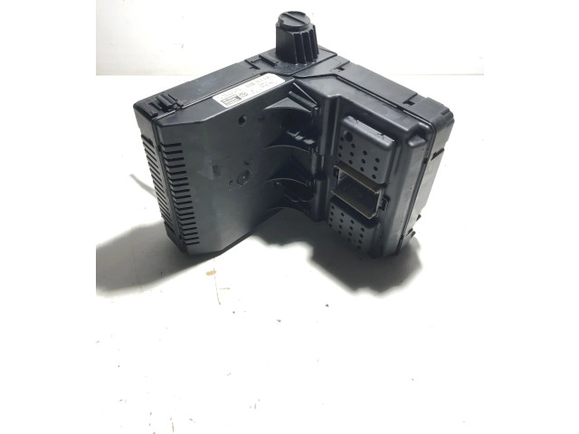 Pojistková skříňka 30786890, 00006870756 Volvo XC90 2007