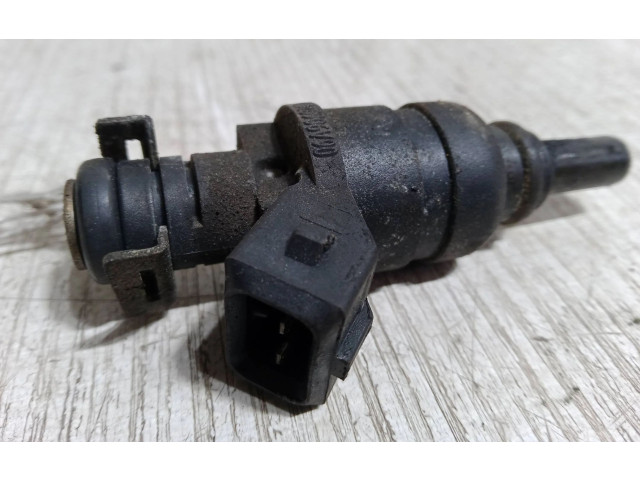 Форсунка     Volkswagen Golf SportWagen  AGP,AQM 