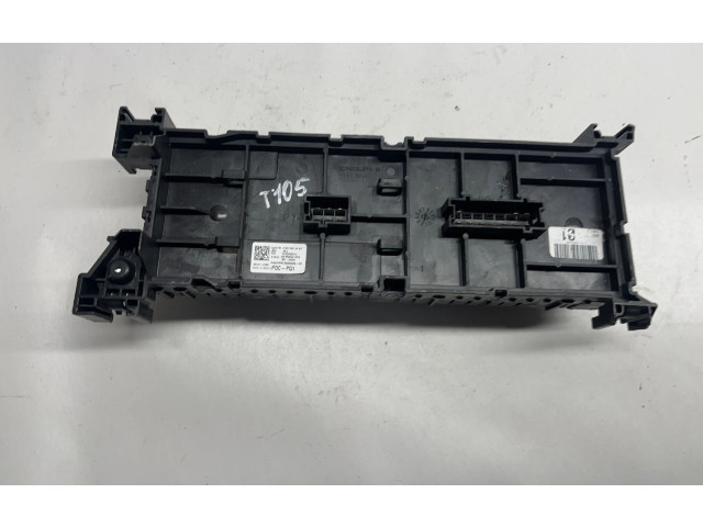 Блок предохранителей A1669063901   Mercedes-Benz GL X166    