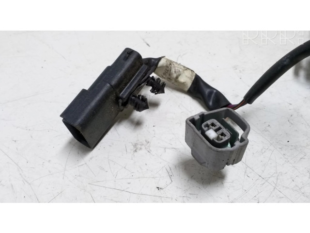 Zámek zadních dveří Chrysler Pacifica 2004