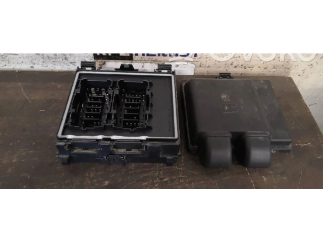 Блок предохранителей  H1BT14D068AG, H1BT14D068AG   Ford Fiesta    