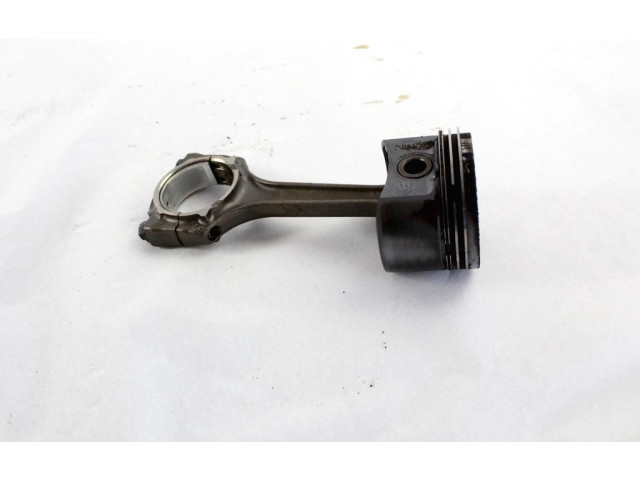 Píst 55277579 Audi Q8