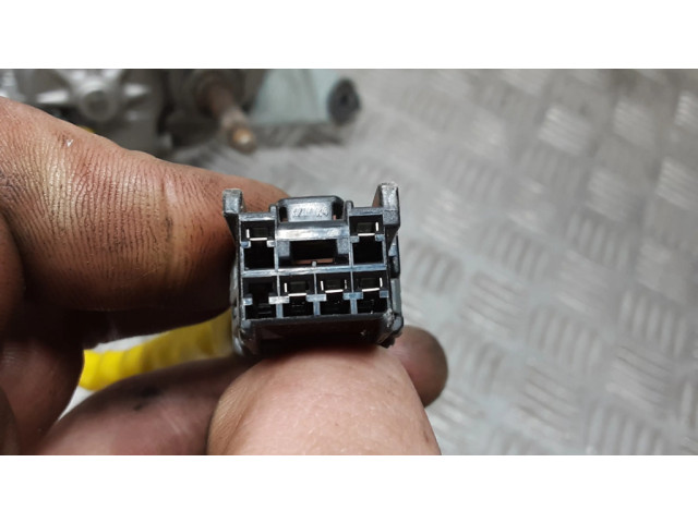 Моторчик заднего дворника 8615008000 SsangYong Rexton