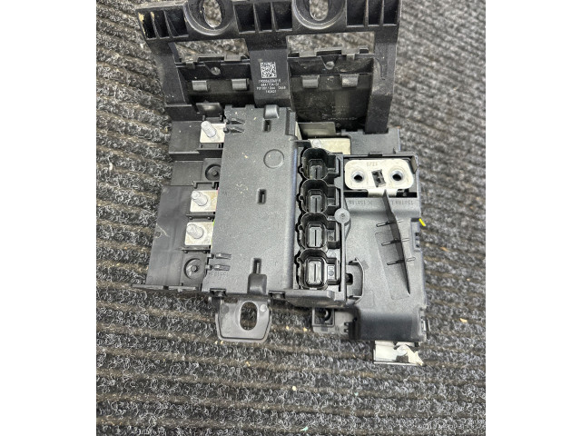 Блок предохранителей 6841704, 190056336015   BMW X3 G01    