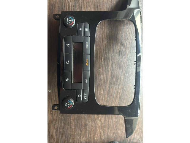 Блок управления климат-контролем BM2T18C612CC   Ford S-MAX