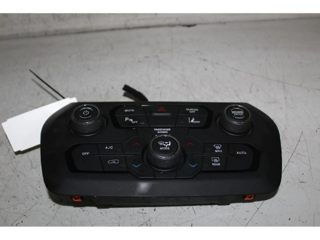 Блок управления климат-контролем Jeep Renegade