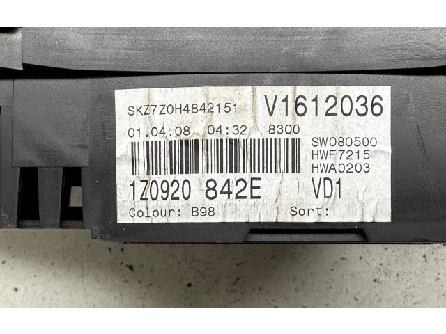 Панель приборов 1Z0920842E, A2C53164588 Skoda Octavia Mk2 (1Z)