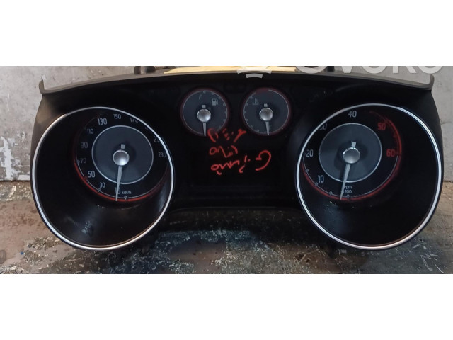 Přístrojová deska  Fiat Punto Evo 2010   